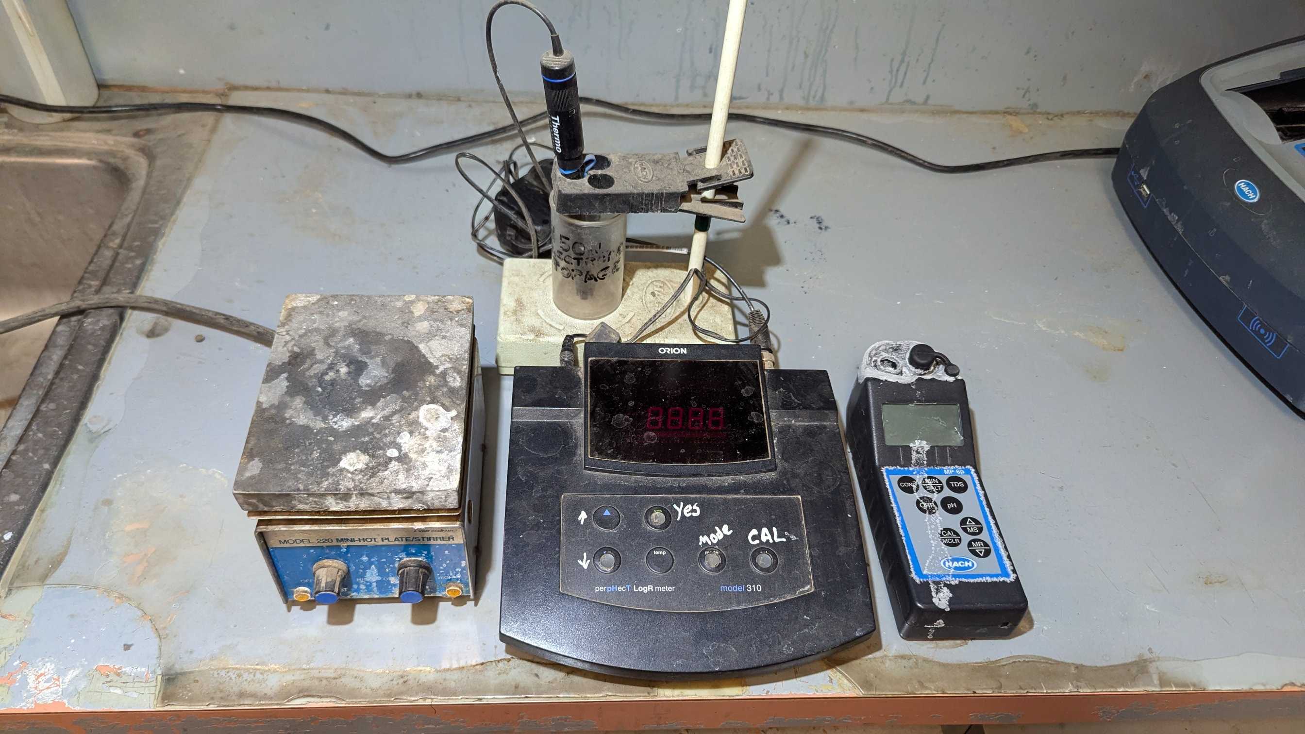 BULK QTY OF LAB TEST EQUIPMENT - LAB & SCIENTIFIC