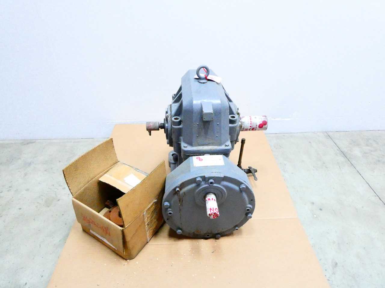 BULK QTY OF GEAR REDUCERS - GEAR REDUCERS