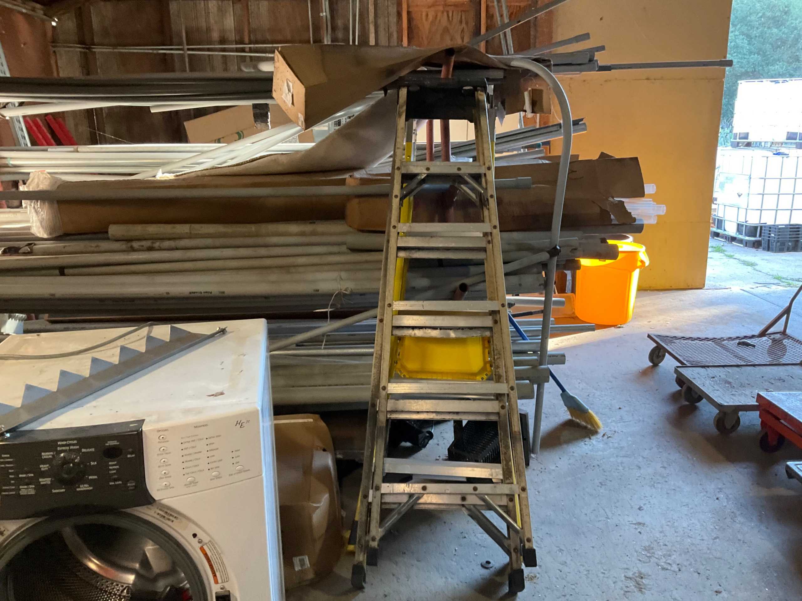 QTY 3: LADDER - LADDERS