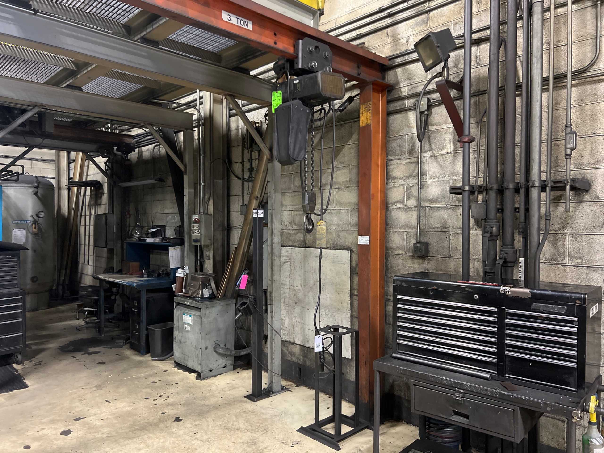 SPACEMASTER OVERHEAD CRANE - OVERHEAD CRANE