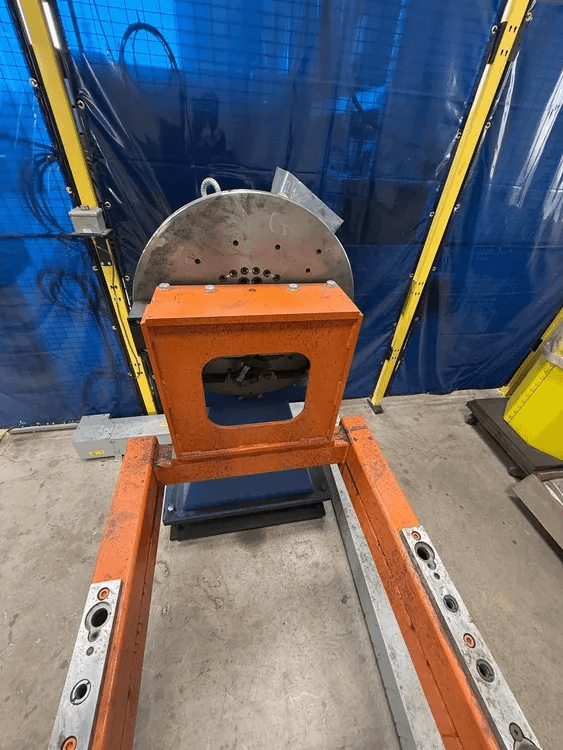 2022 YASKAWA AR2010 ROBOTIC WELDER WITH MILLER AUTO-CONTINUUM 500 WELDER - ARTICULATED ROBOTS