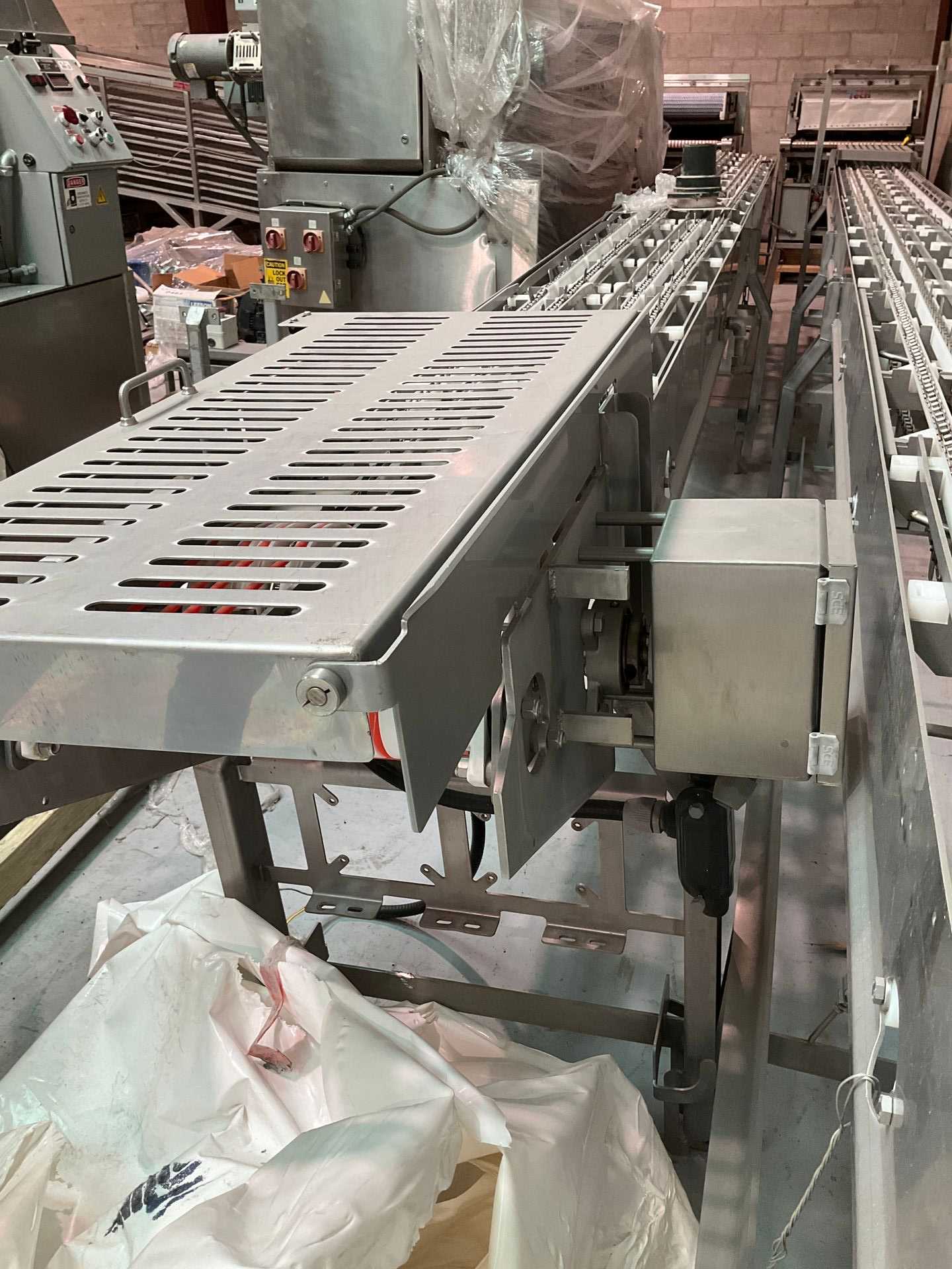 CONVEYOR - CONVEYORS