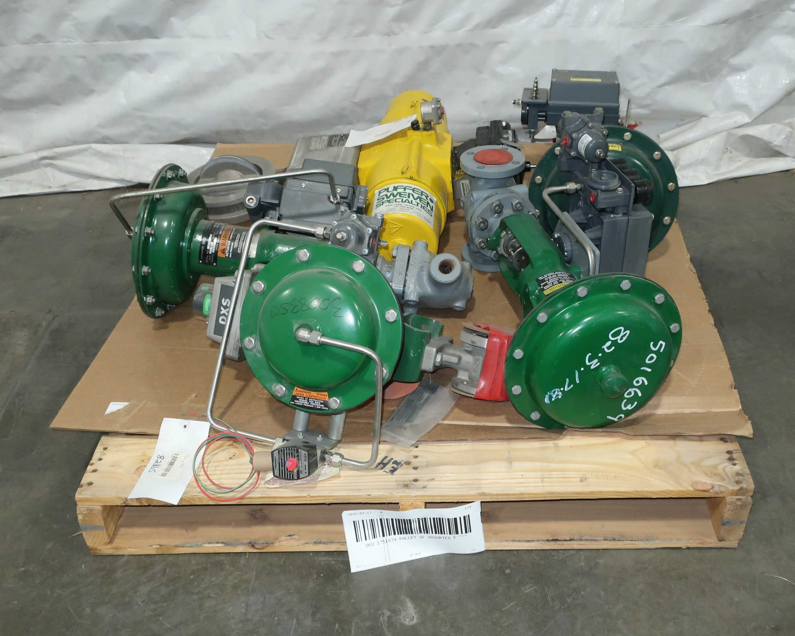 SKU 1751874 - PALLET OF ASSORTED FISHER CONTROL VALVES - DIRECTIONAL CONTROL VALVE