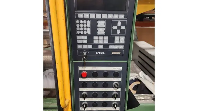 1993 ENGEL ES2000/450AH INJECTION MOLDING MACHINE - undefined