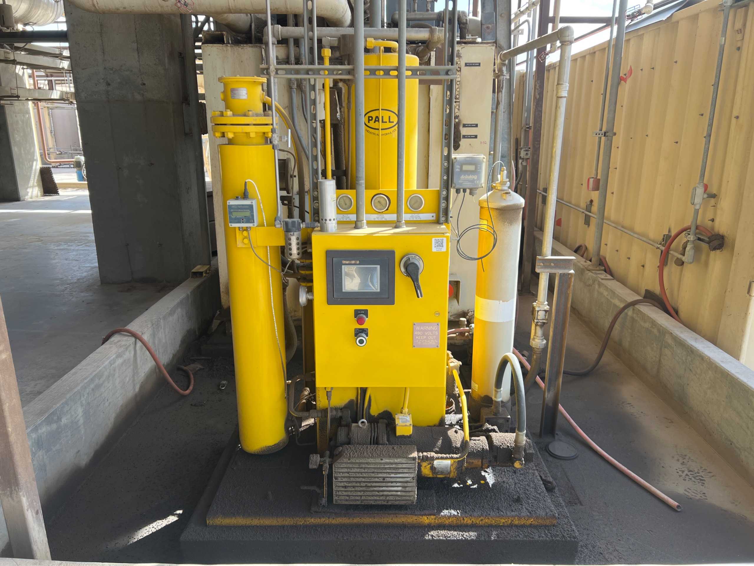 PALL INDUSTRIAL OIL FILTRATION SYSTEM - FILTRATION EQUIPMENT