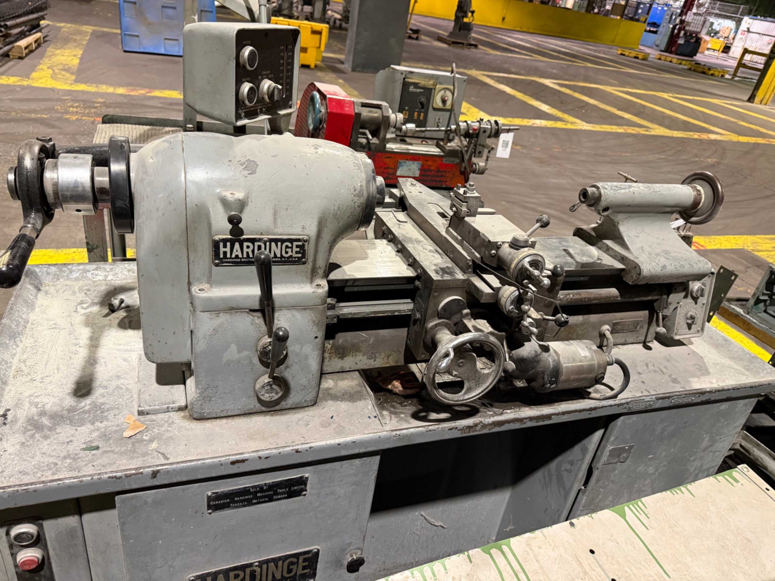 HARDINGE HLV-H MANUAL LATHE - MANUAL LATHES