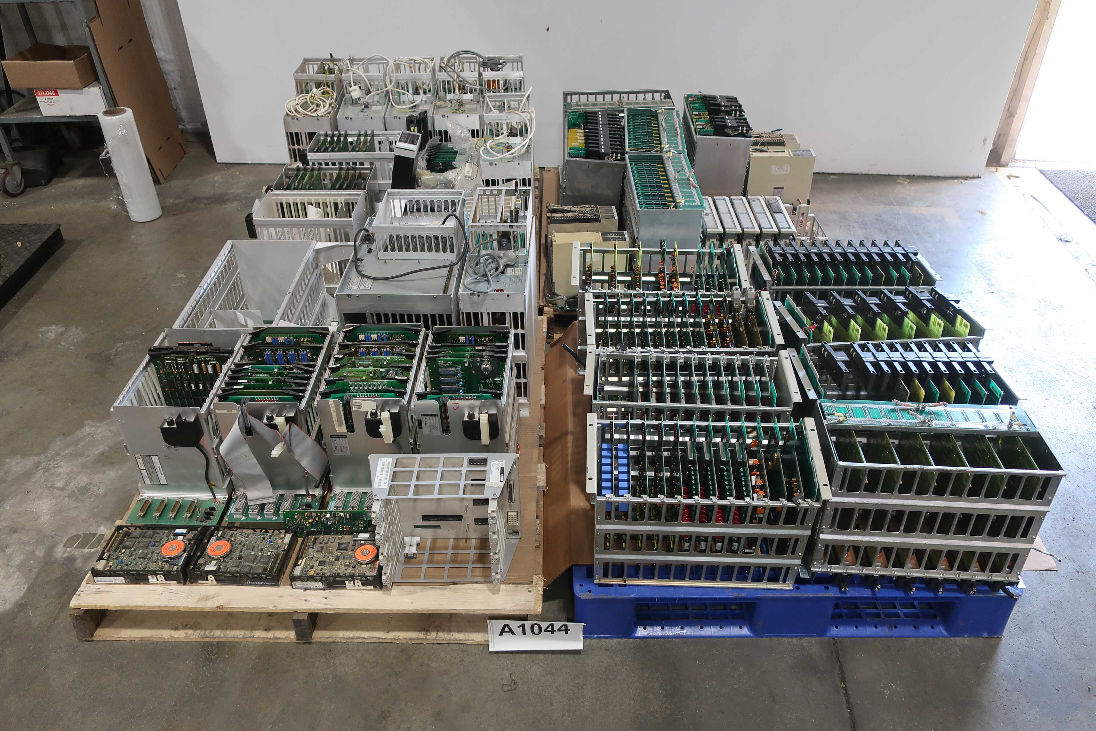 4 PALLETS OF ASSORTED AUTOMATION AND ELECTRICAL CONTROLS - AUTOMATION & CONTROLS
