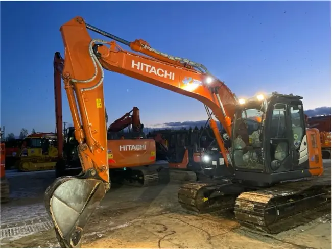 2019 HITACHI ZX135US-6 CRAWLER EXCAVATOR - undefined