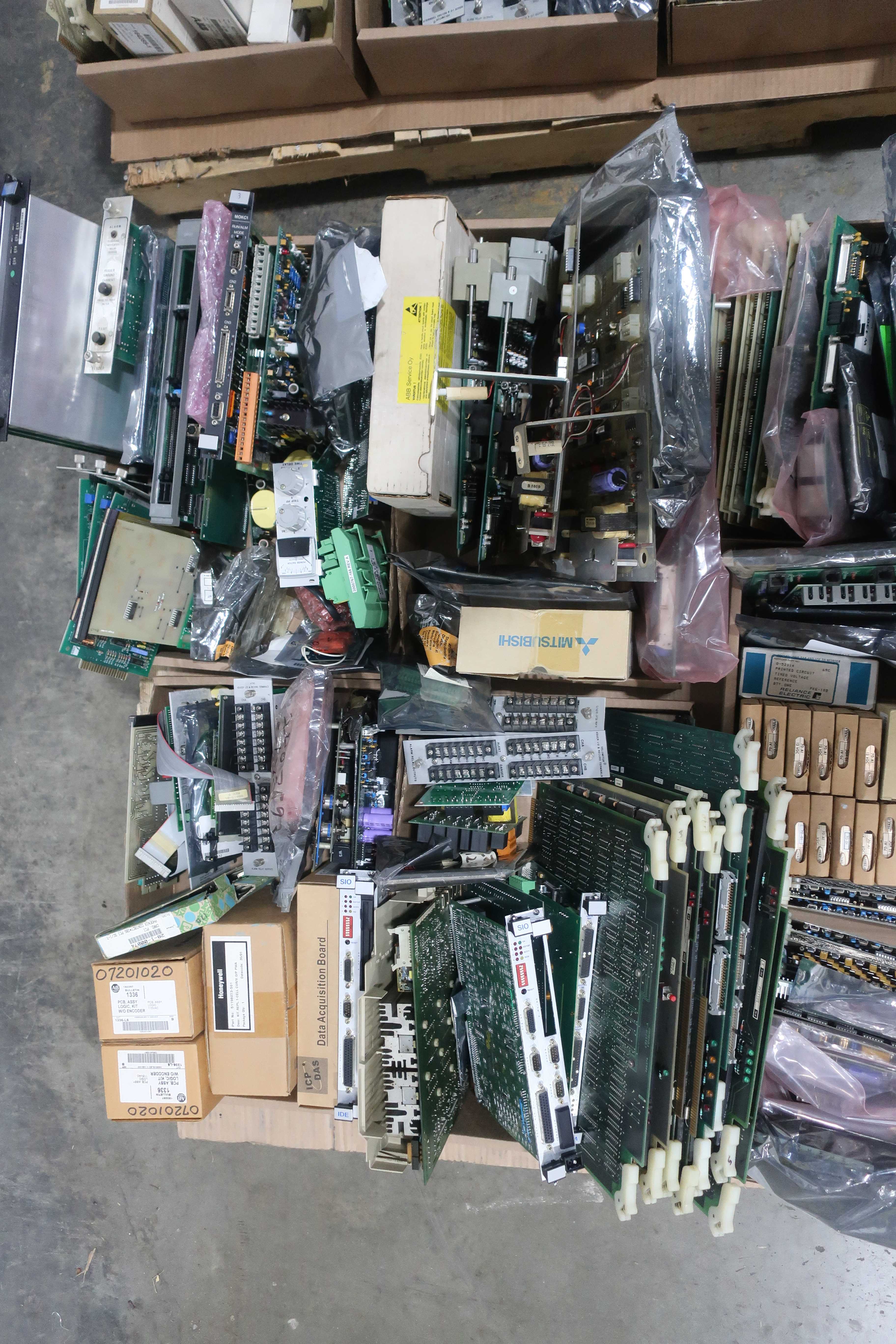 SKU 1739066 - 2 PALLETS OF ASSORTED PCB CIRCUIT BOARDS - PCB CIRCUIT BOARDS