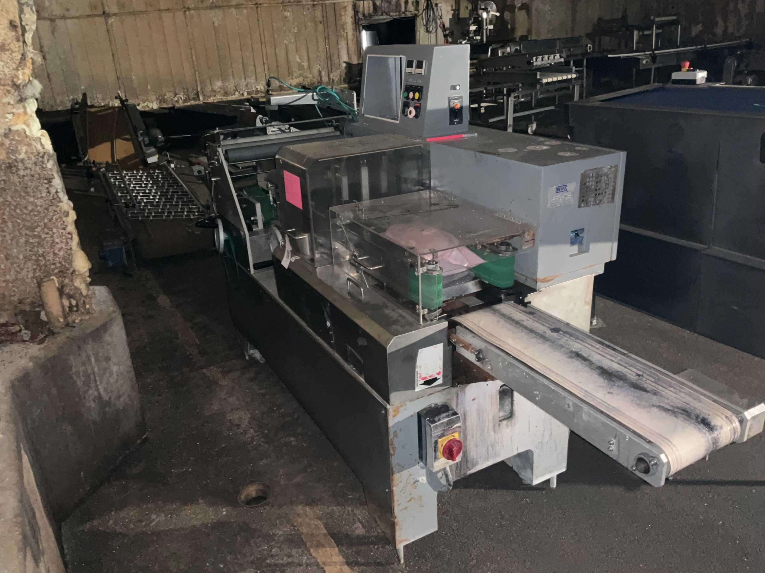 B.W. COONEY & ASSOCIATES INC STN-8500 PACKAGING MACHINERY - PACKAGING
