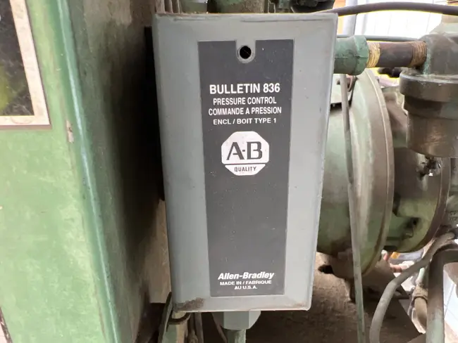 SULLAIR 10-40 AC/AC STATIONARY AIR COMPRESSOR - undefined
