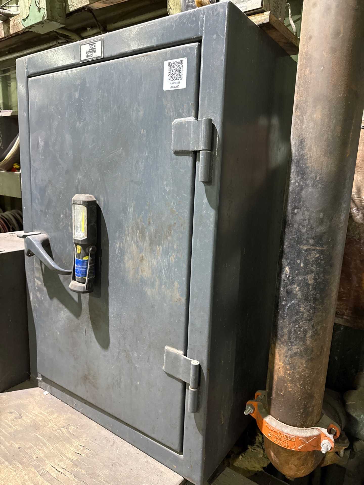 STRONG HOLD STORAGE CABINET WITH CONTENTS - STORAGE CABINET