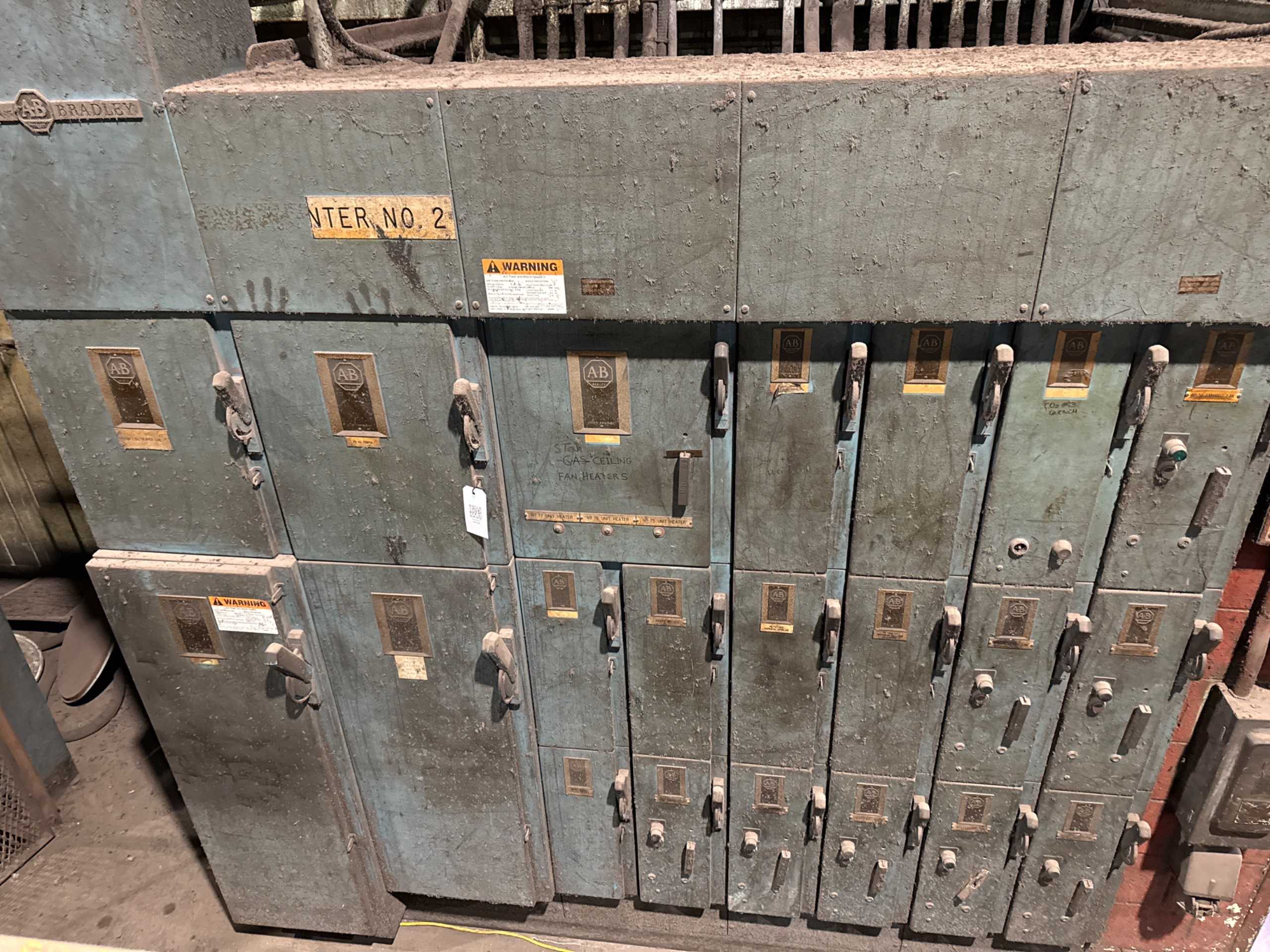 Bulk QTY of Allen-Bradley Motor Starters, 600V - MOTOR STARTERS