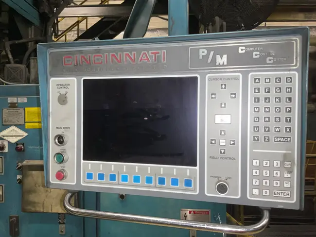 CINCINNATI 220-DCII-6 COMPACTING PRESS - undefined
