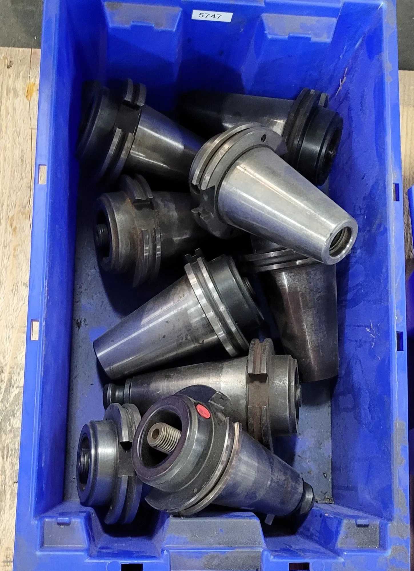 LOT OF 20 CAT 50 TOOL HOLDERS: SANDVIK, BIG KAISER, TECHNIKS, COMMAND, TOOLMEX, YG-1, KENNAMETAL - MACHINING TOOLING & PARTS