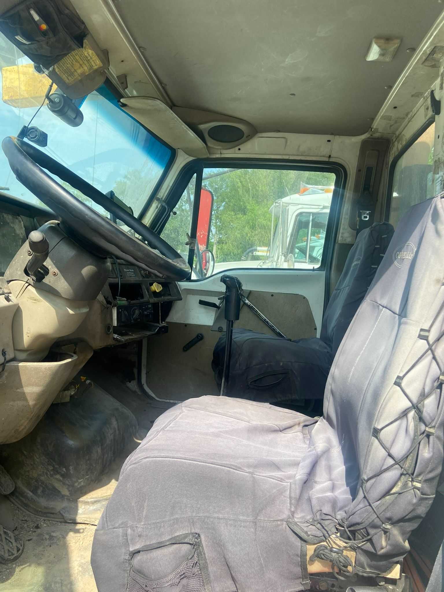 2007 STERLING LT9500 HYDRO EXCAVATOR TRUCK - HYDRO EXCAVATOR TRUCKS