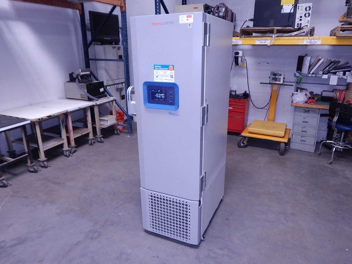 THERMO FISHER SCIENTIFIC 8930086A LAB HEATING COOLING, -50 TO -86°C TEMP, 809 L CAPACITY, 120 VAC - COOLING EQUIPMENT