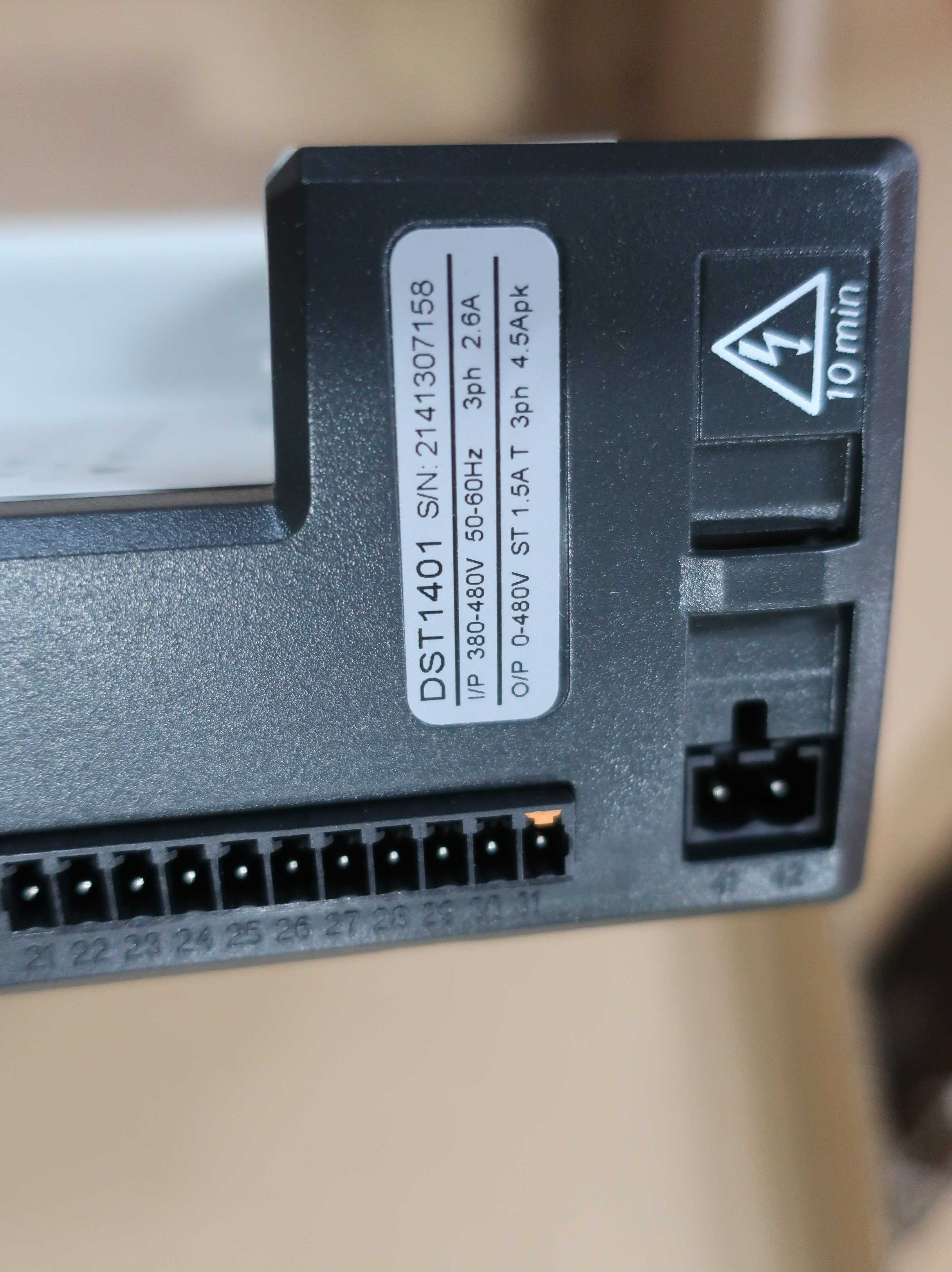 DIGITAX DST1401 ST THERMAL SENSOR MODULE - PLC MODULES