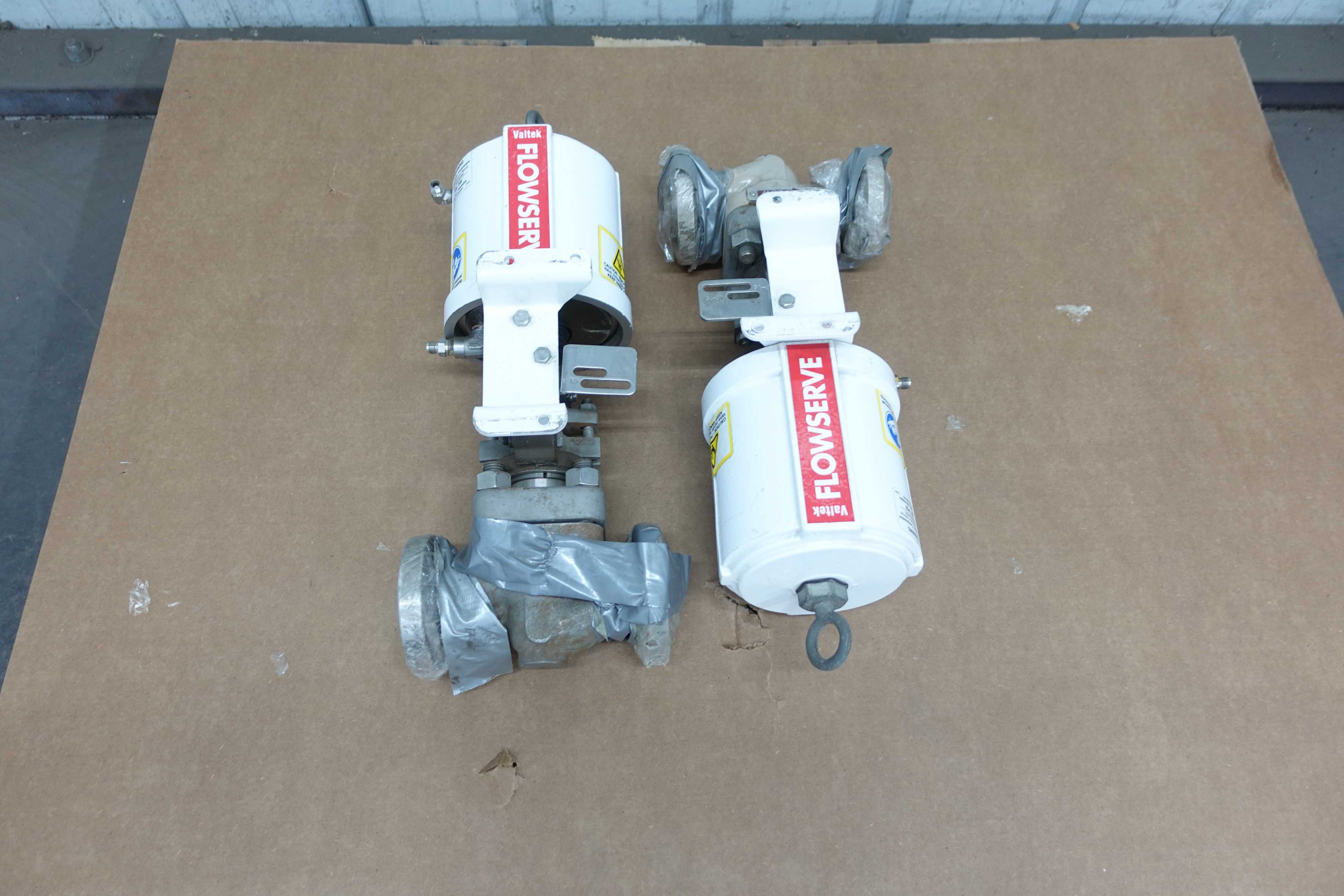 SKU 1079614 - LOT OF 2 FLOWSERVE MK1 VALTEK PNEUMATIC ACTUATOR GLOBE VALVES