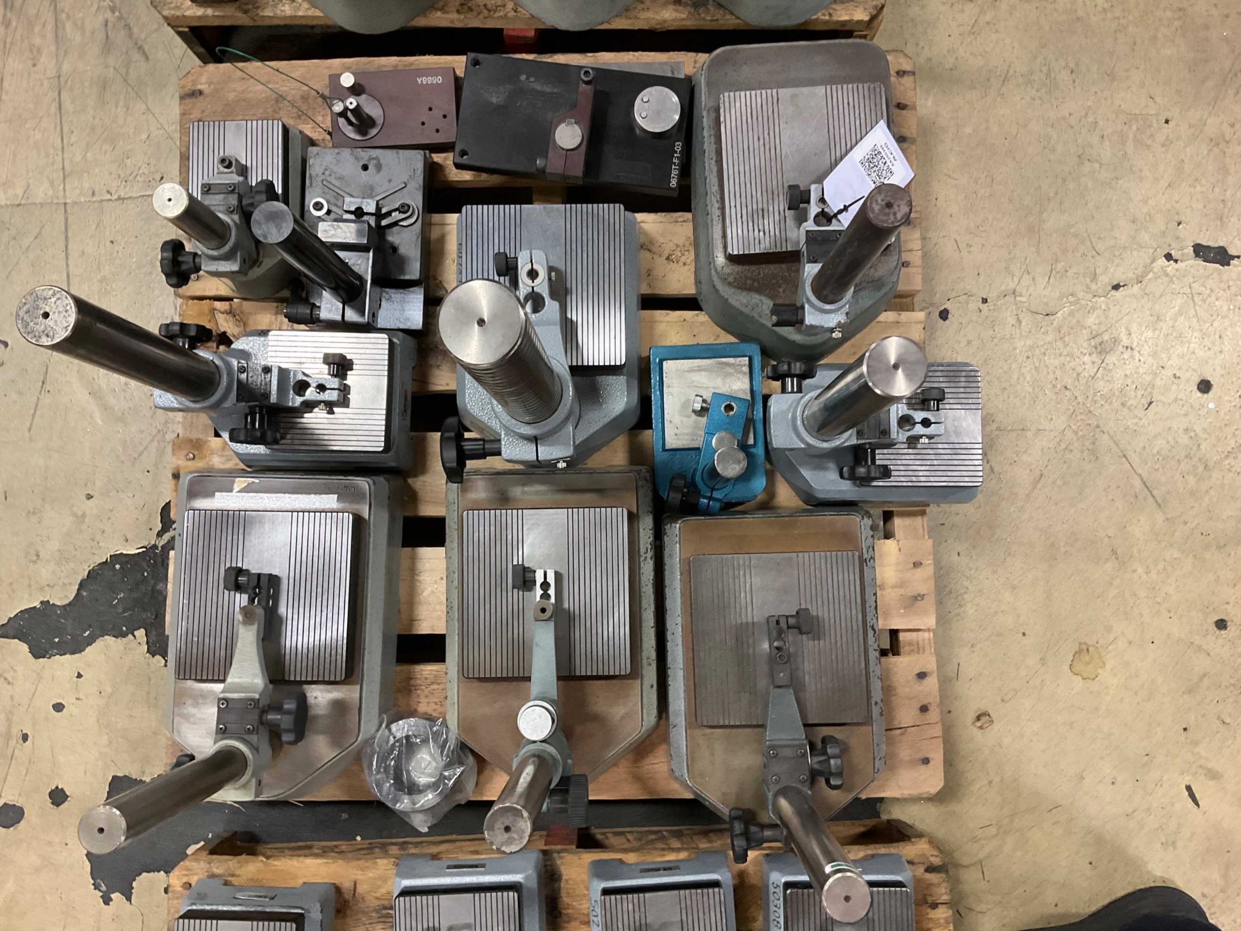 BULK QTY OF GAUGES - DIMENSIONAL MEASUREMENT