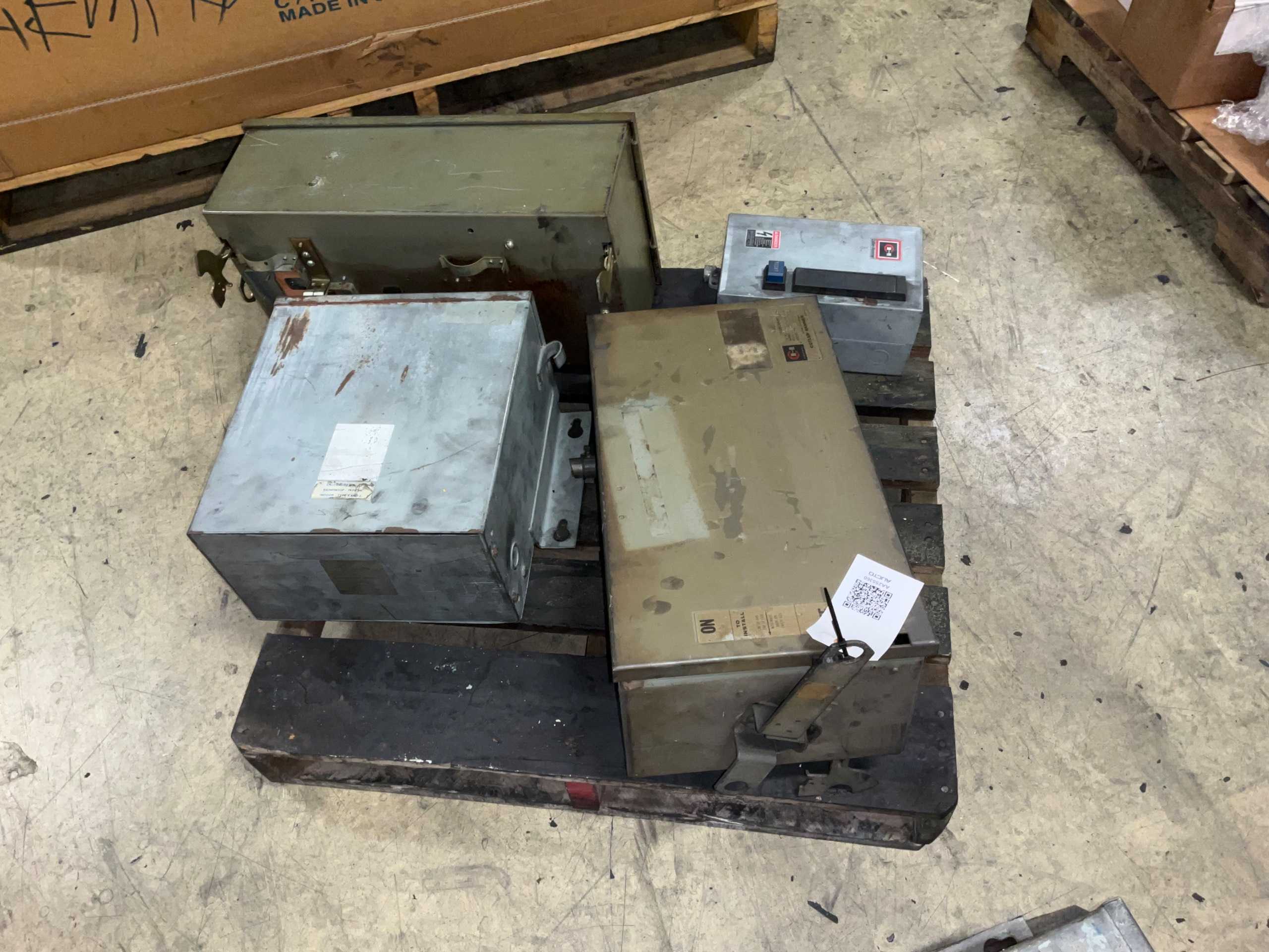 BULK QTY OF AUTOMATION & CONTROLS BULK QTY OF AUTOMATION & CONTROLS