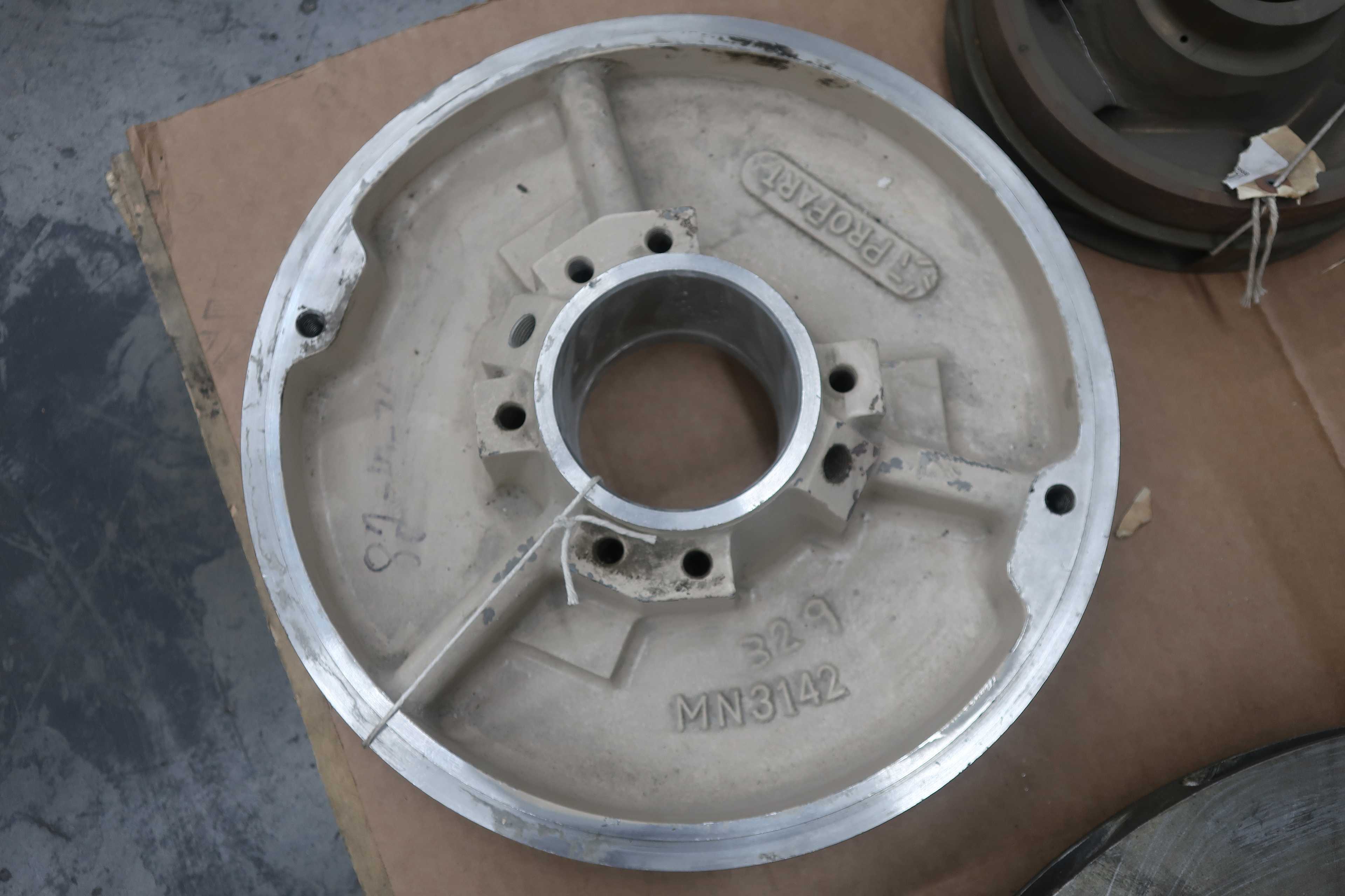 BULK QTY OF INDUSTRIAL PARTS