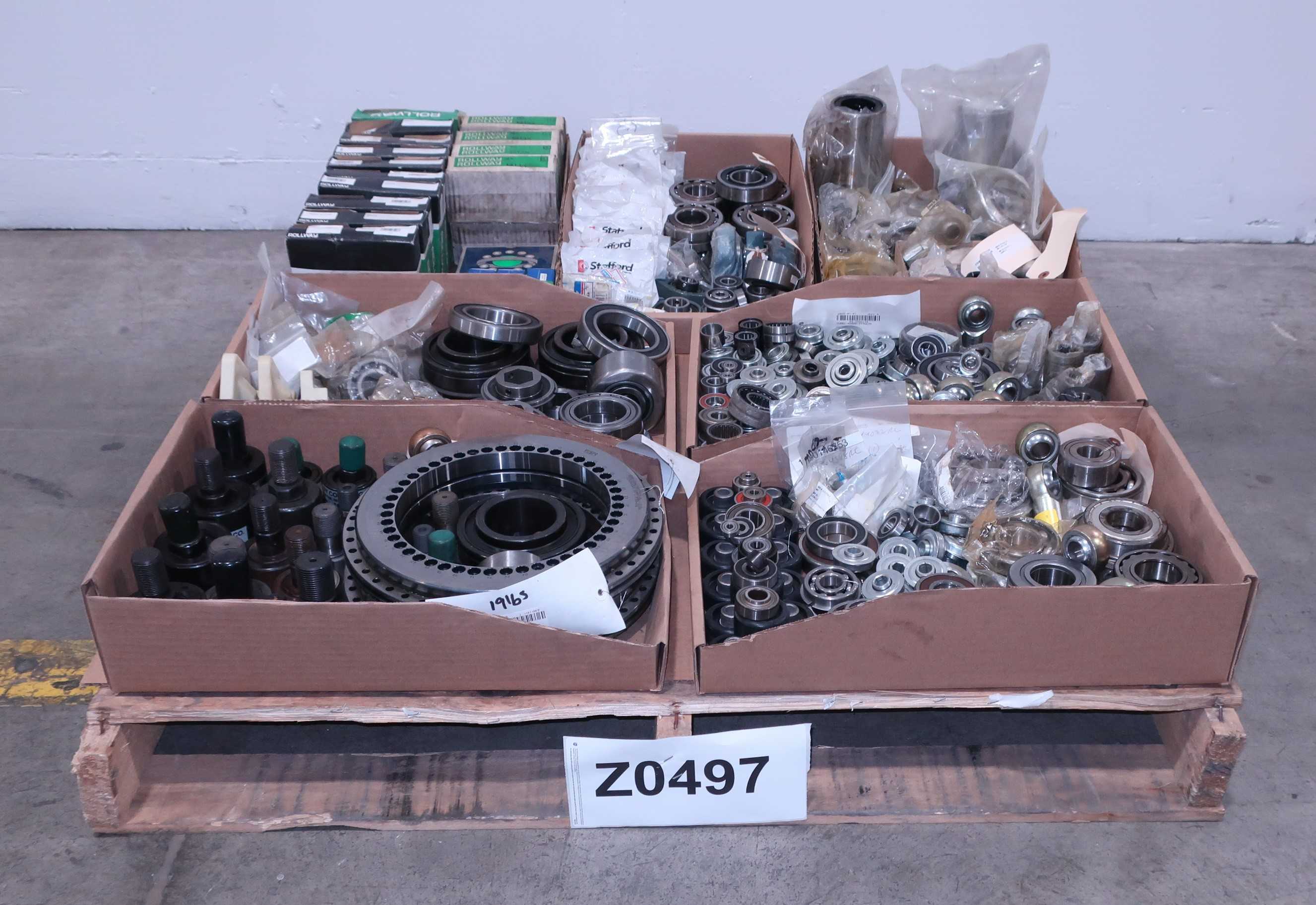 PALLET OF ASSORTED BEARINGS - BEARINGS
