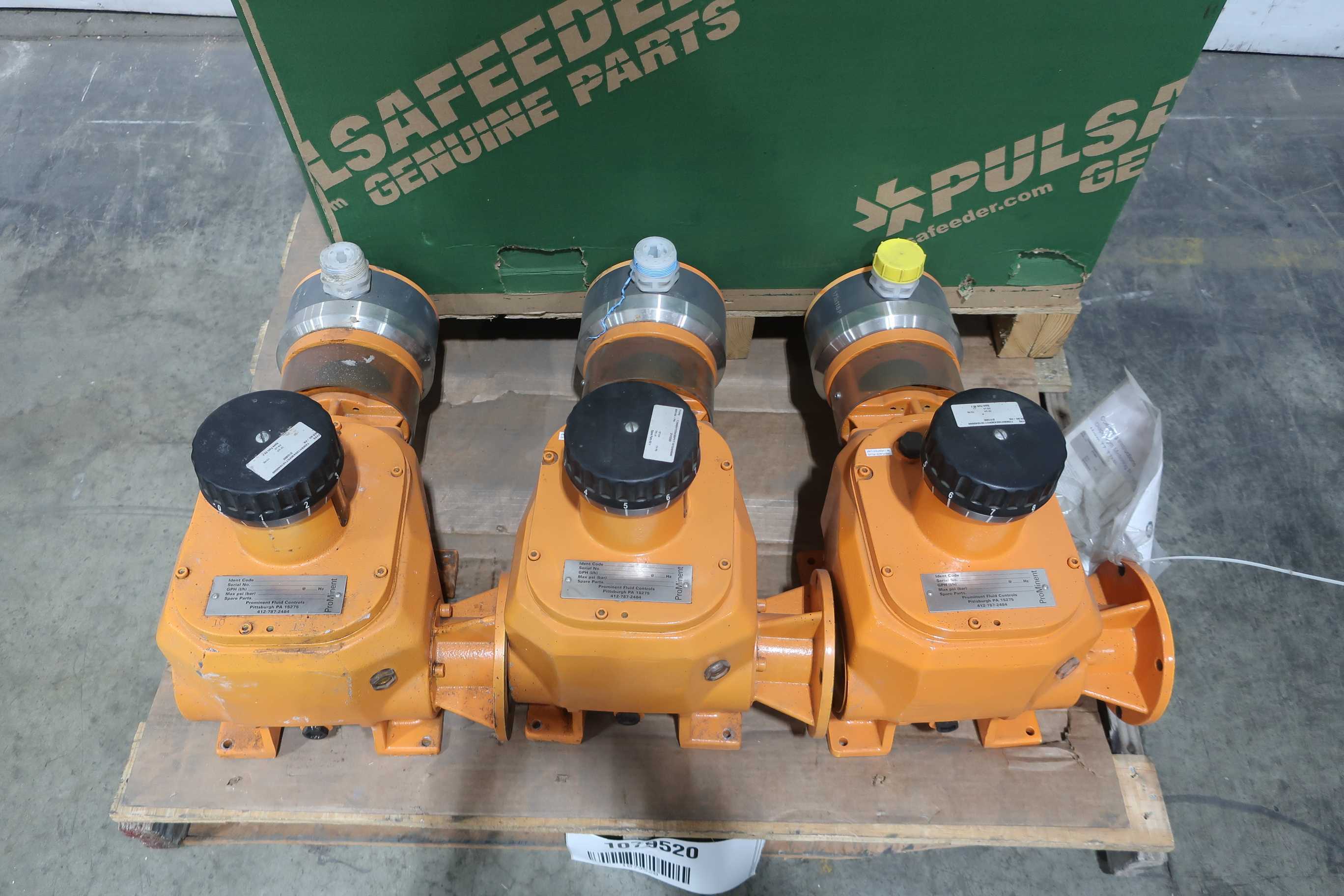 1 PALLET OF ASSORTED METERING PUMPS - METERING PUMP