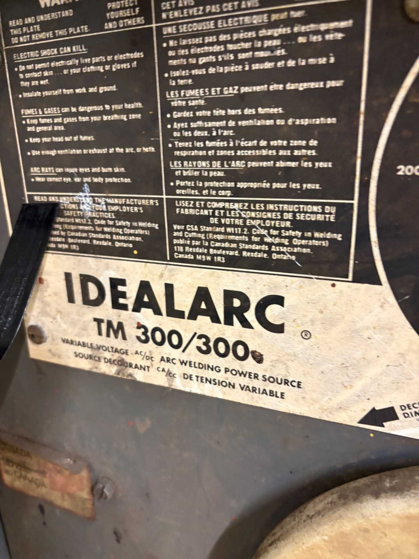 LINCOLN IDEALARC TM-300/300 ARC WELDER, 300A, 60% DUTY CYCLE, AC/DC, 1PH, 230/460V - WELDERS