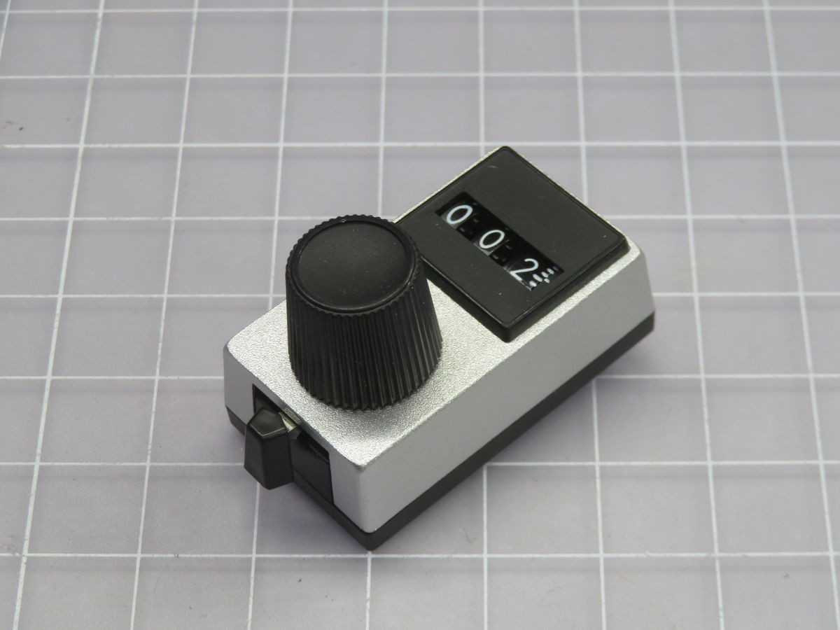 LOT OF 17 JTEKT TRD-SR2500V-7474-CN ROTARY ENCODER - ELECTRICAL COMPONENTS