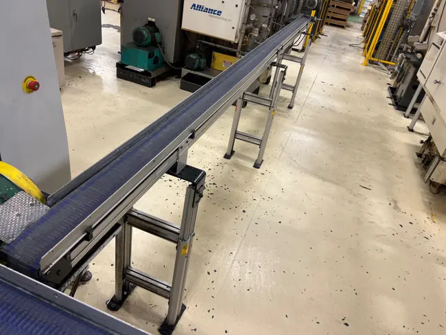 DORNER 2200 SERIES ADJUSTABLE POWER BELT CONVEYOR - undefined