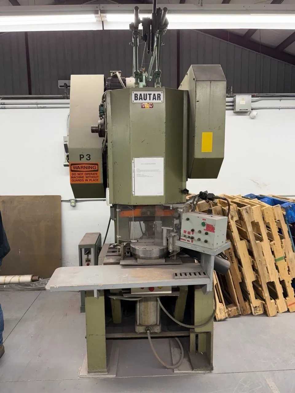 BAUTAR OBI PUNCH PRESS, C-FRAME, FLYWHEEL DRIVE, FOOT PEDAL, SINGLE-STROKE, ADJ RAM, 4000 LB - PUNCHING MACHINES