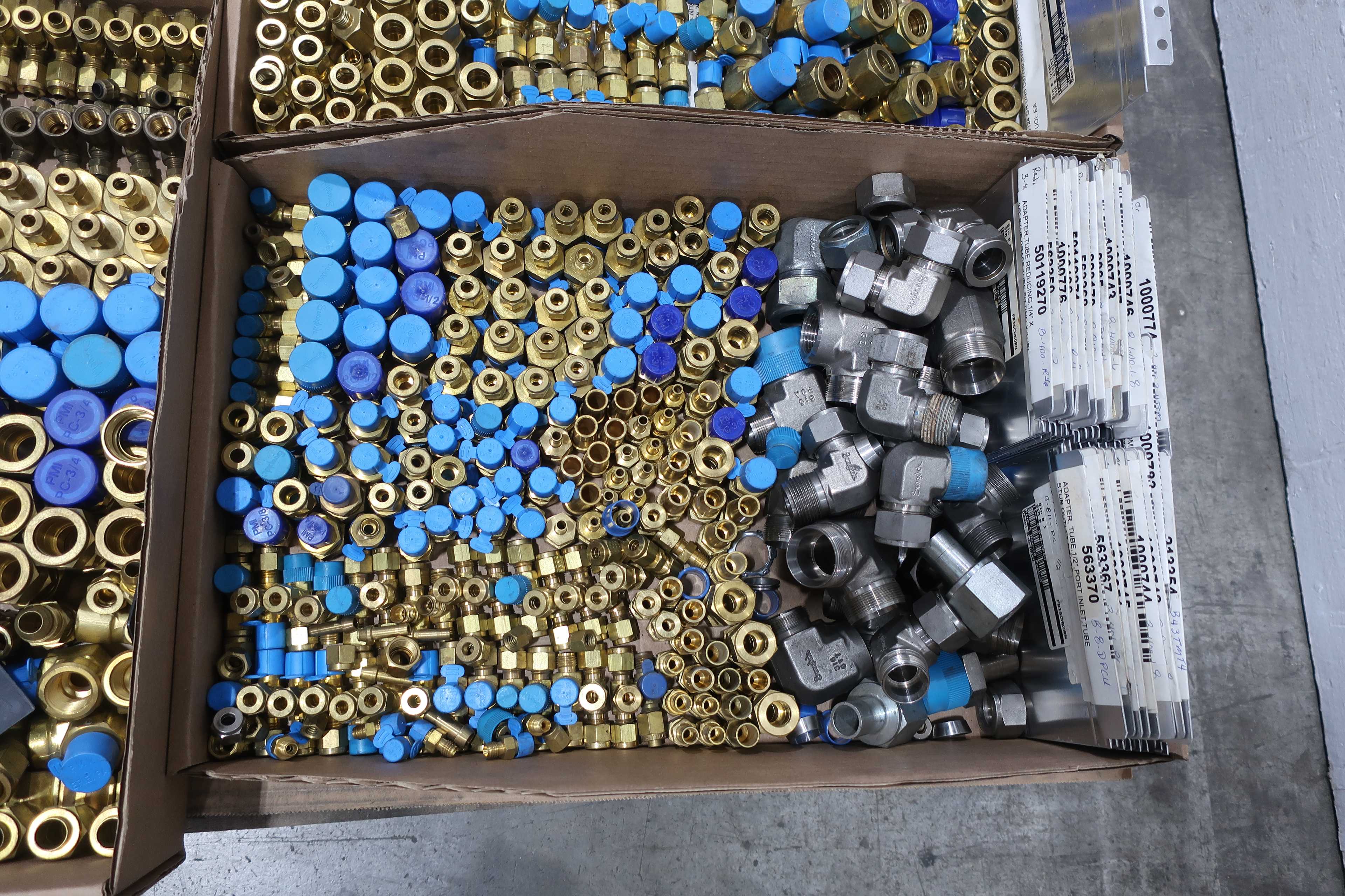 PALLET OF ASSORTED VALVES AND VALVE FITTINGS - VALVE PARTS & ACCESSORIES