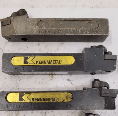 KENNAMETAL TOOLHOLDERS SET OF 6 - MIXED 3/4" AND 5/8" SHANKS (MODELS: DTFNLS-123, DCFNL-124B, ETC.) - MACHINE TOOLING