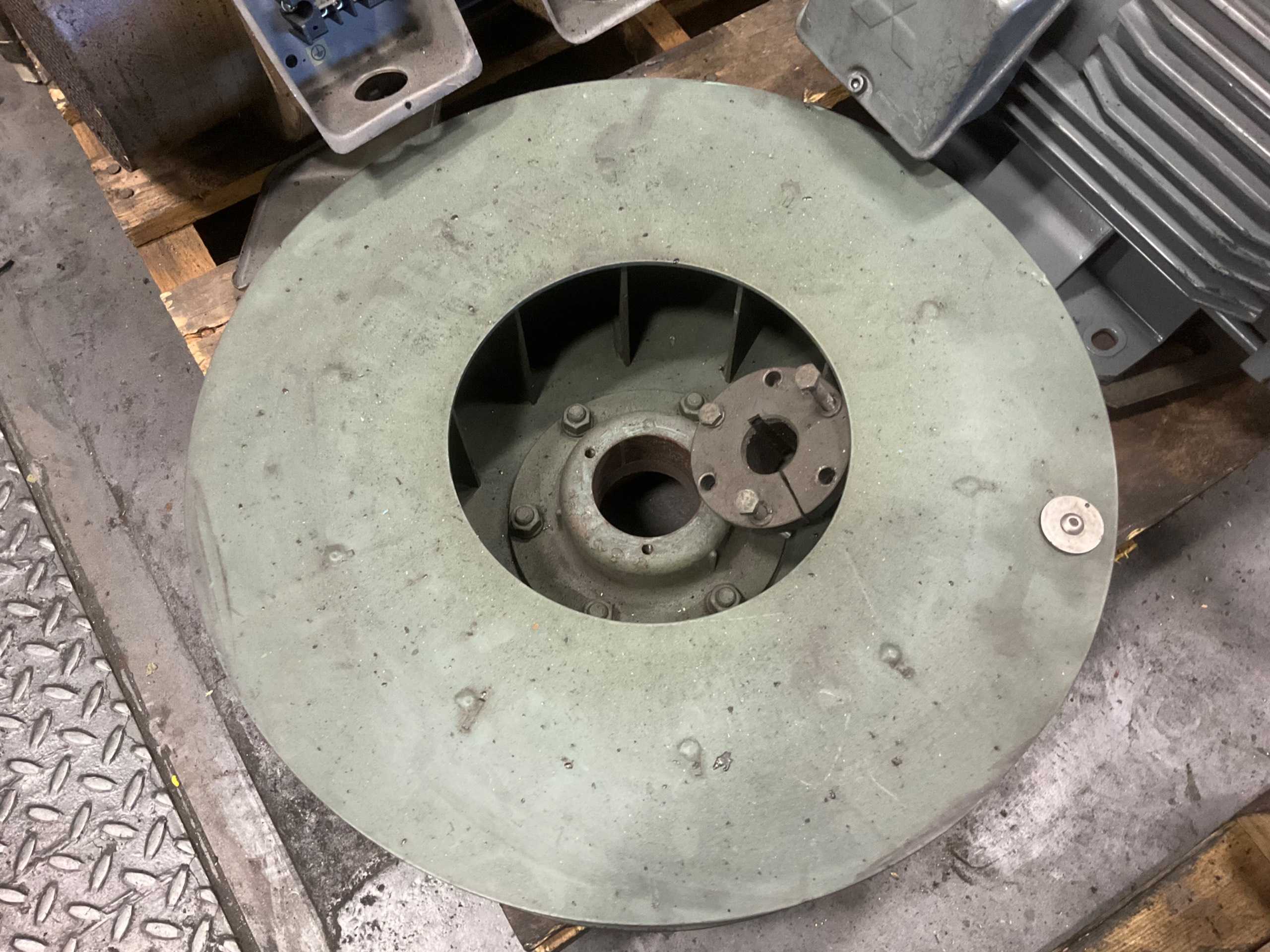 QTY 2: AC MOTOR - AC MOTOR