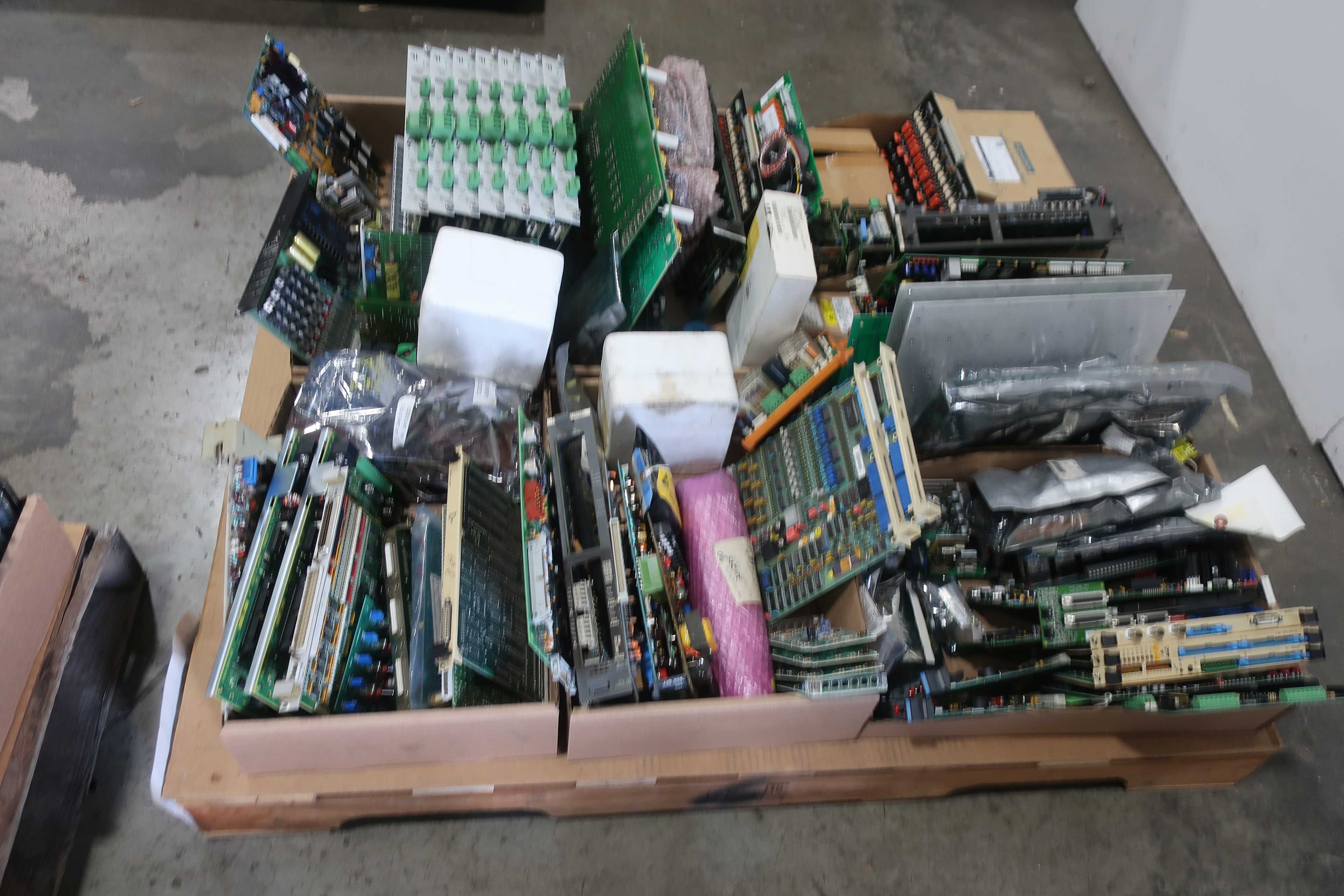 SKU 1762258 - 3 PALLETS OF ASSORTED PCB CIRCUIT BOARDS - PCB CIRCUIT BOARDS