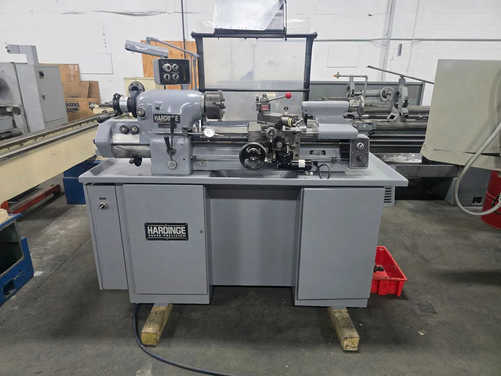 HARDINGE HLV-H-EM LATHE 11" SWING 18" CENTERS 3000 RPM 5C COLLET 1 HP 400V - MANUAL LATHES