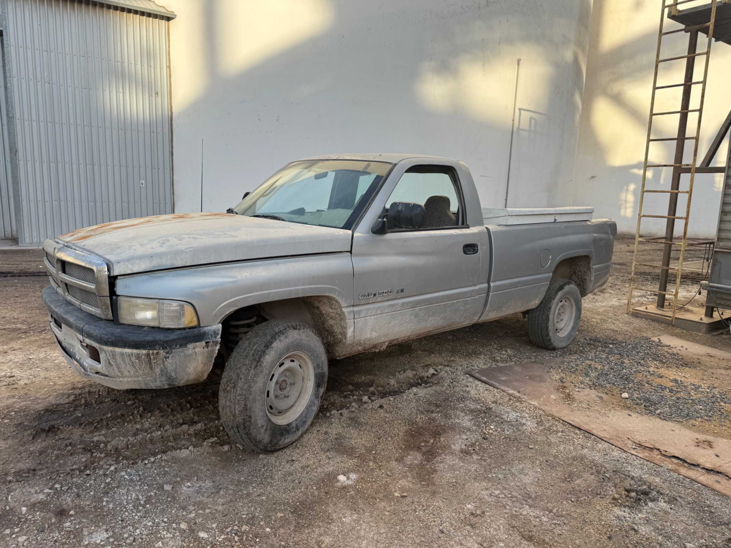 1997 DODGE RAM 1500 PICKUP TRUCK - PICKUP TRUCKS