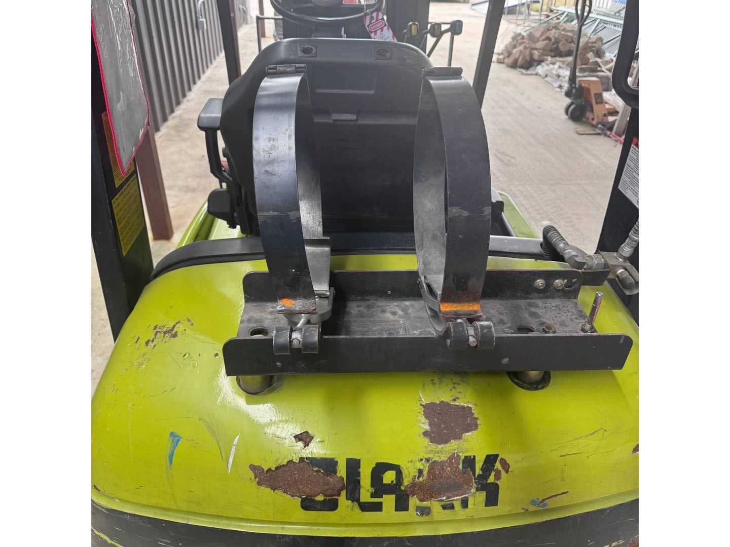 CLARK C25CL SIT-DOWN FORKLIFT - SIT-DOWN FORKLIFTS