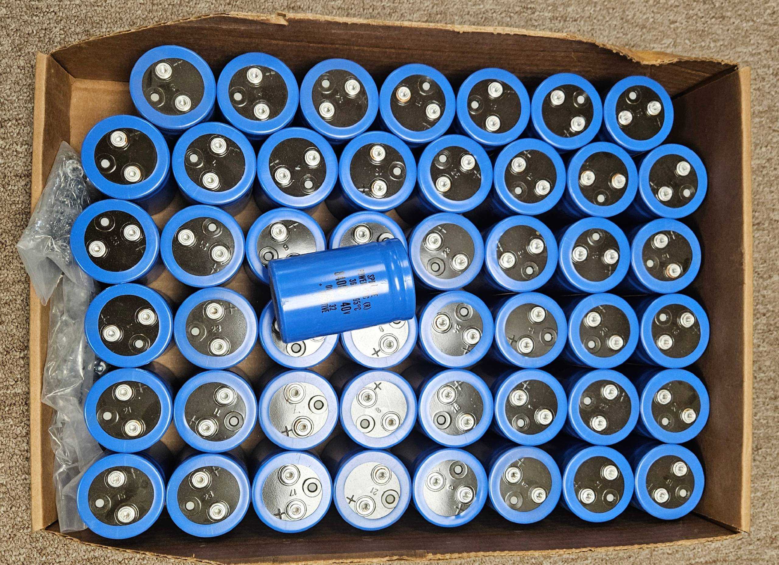 SPRAGUE POWERLYTIC 36D 8400UF 40V CAPACITORS CASE OF 48 - ELECTRICAL COMPONENTS