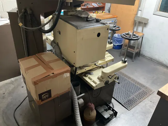 1994 AMADA WASINO GLS-50A OPTICAL PROFILE GRINDING MACHINE - undefined