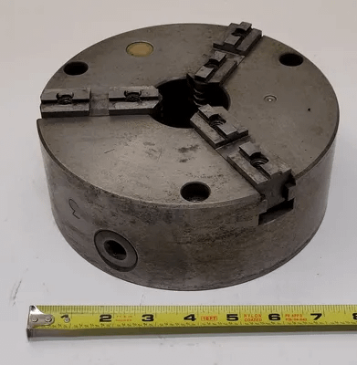 BISON 8" 3 JAW UNIVERSAL SCROLL CHUCK, MAX RPM: 2500 - MACHINE TOOLING