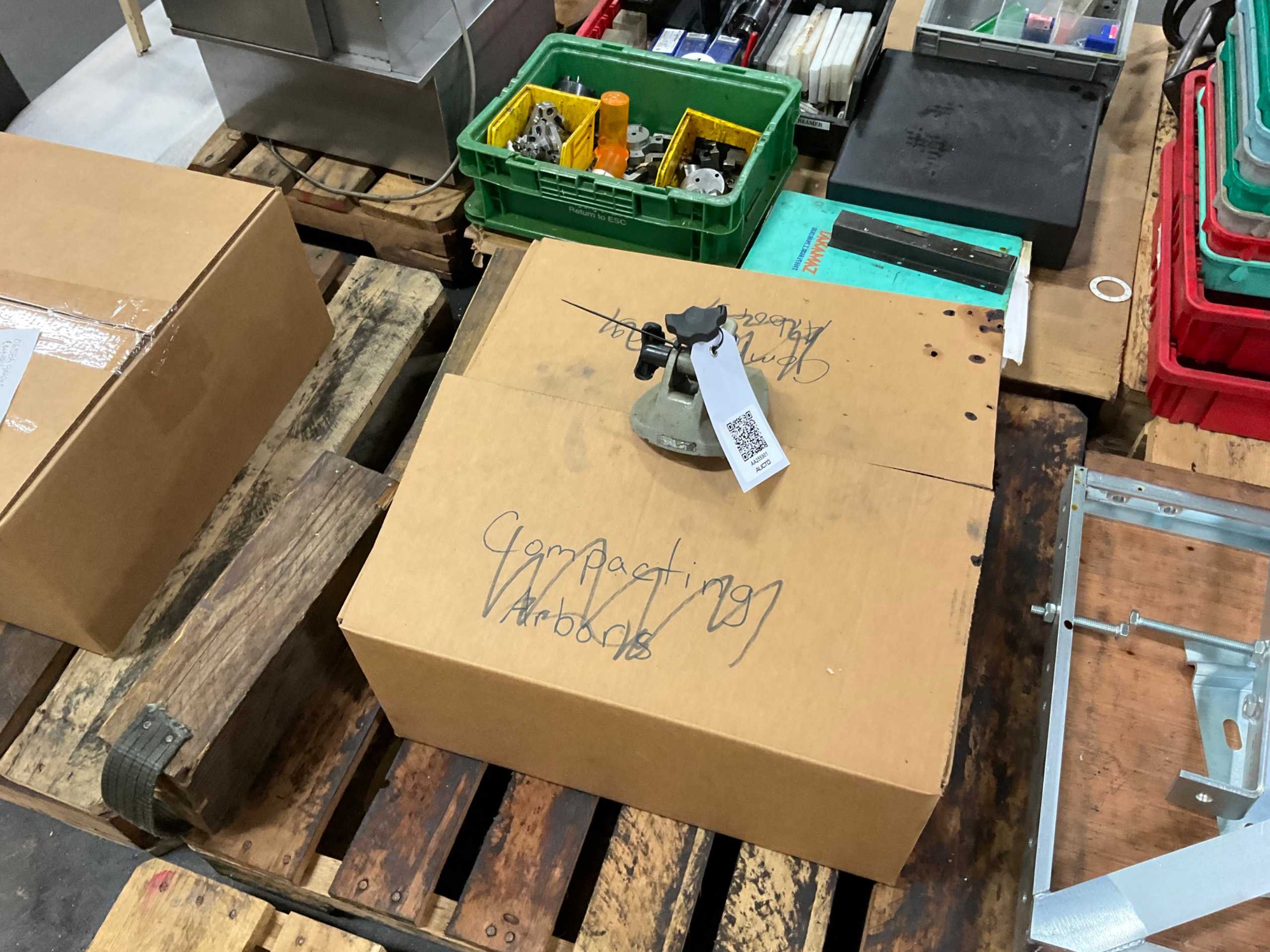 BULK QTY OF MAGNETIC INDICATOR BASES - INSPECTION & MEASUREMENT