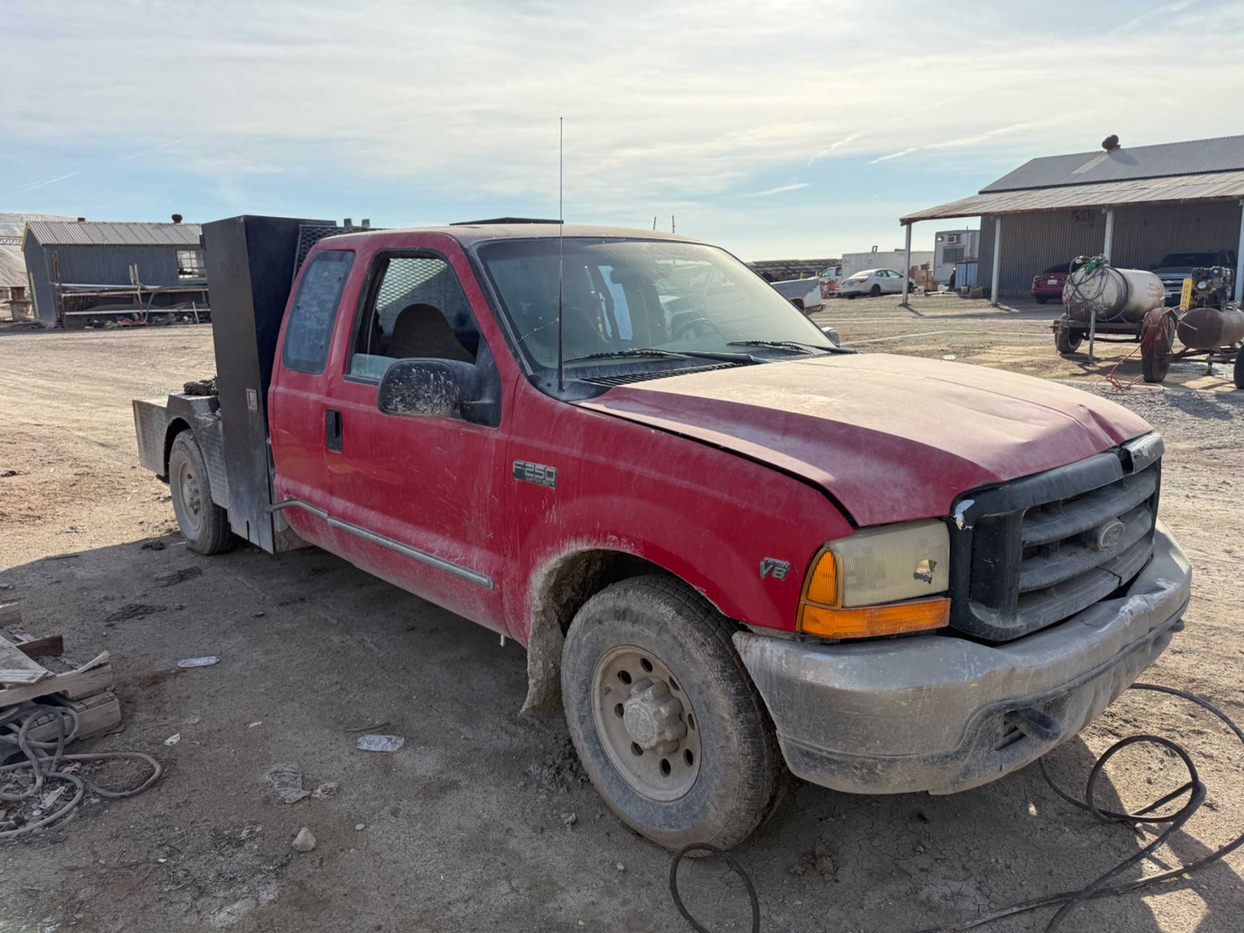 1999 FORD F-250 SUPER DUTY PICKUP TRUCK - PICKUP TRUCKS