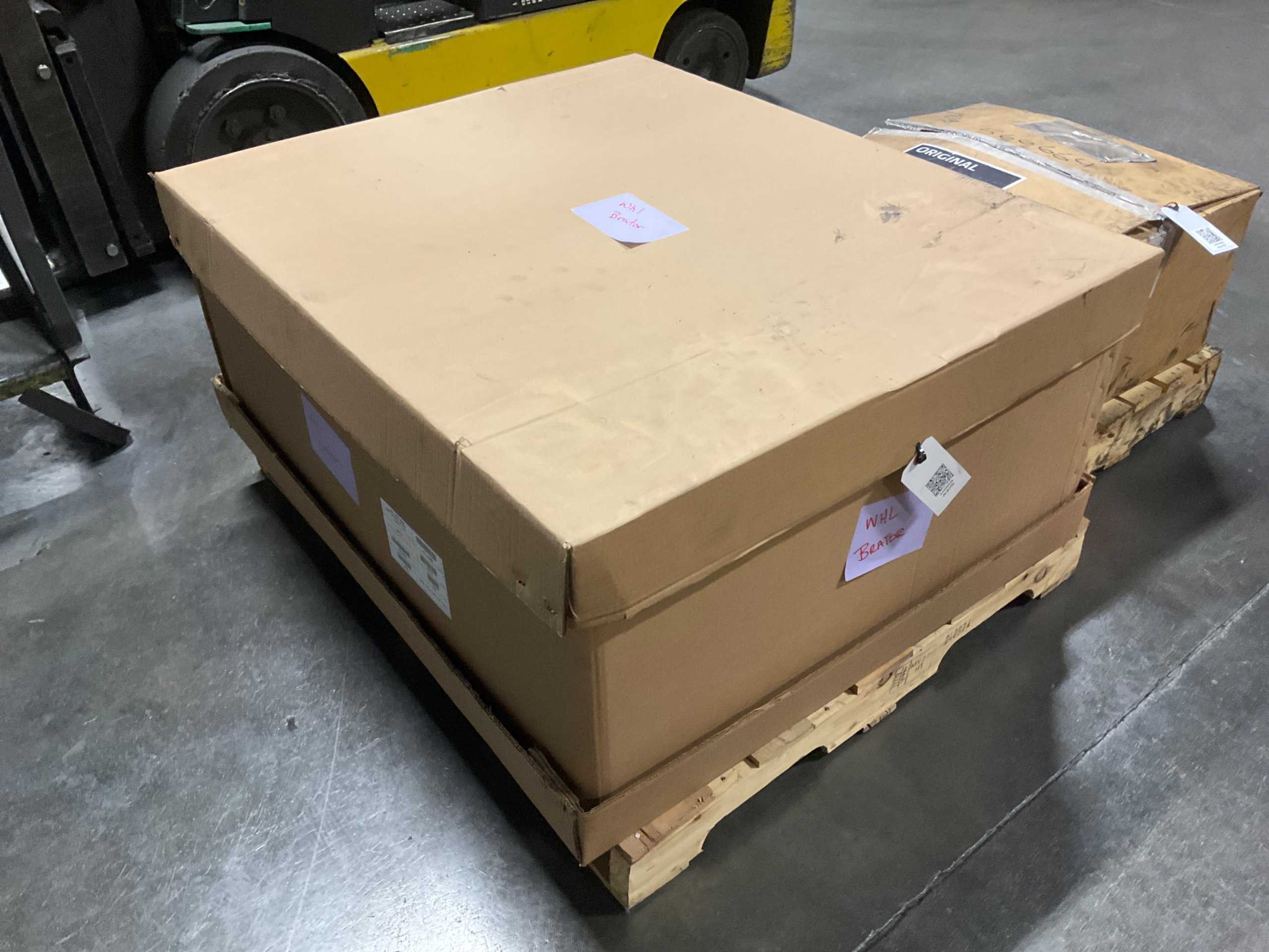 BULK QTY OF SHOT BLASTING MACHINE PARTS - INDUSTRIAL PARTS