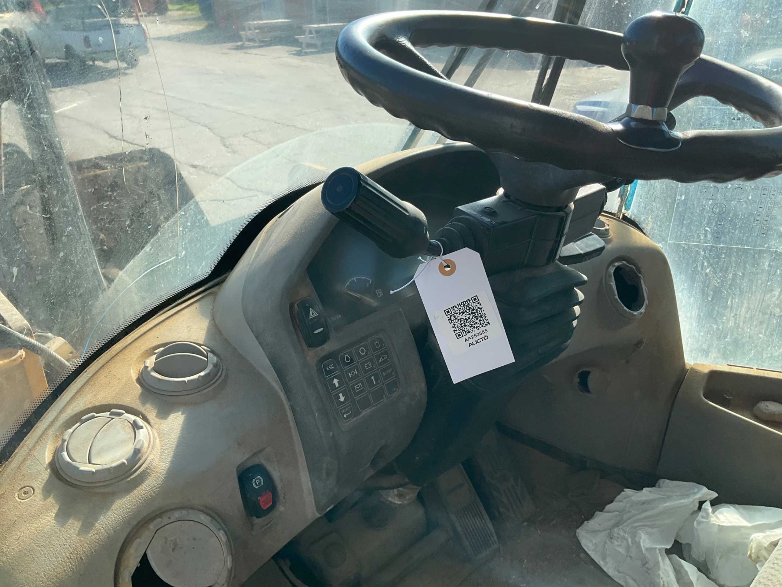 VOLVO L120F WHEEL LOADER - WHEEL LOADERS