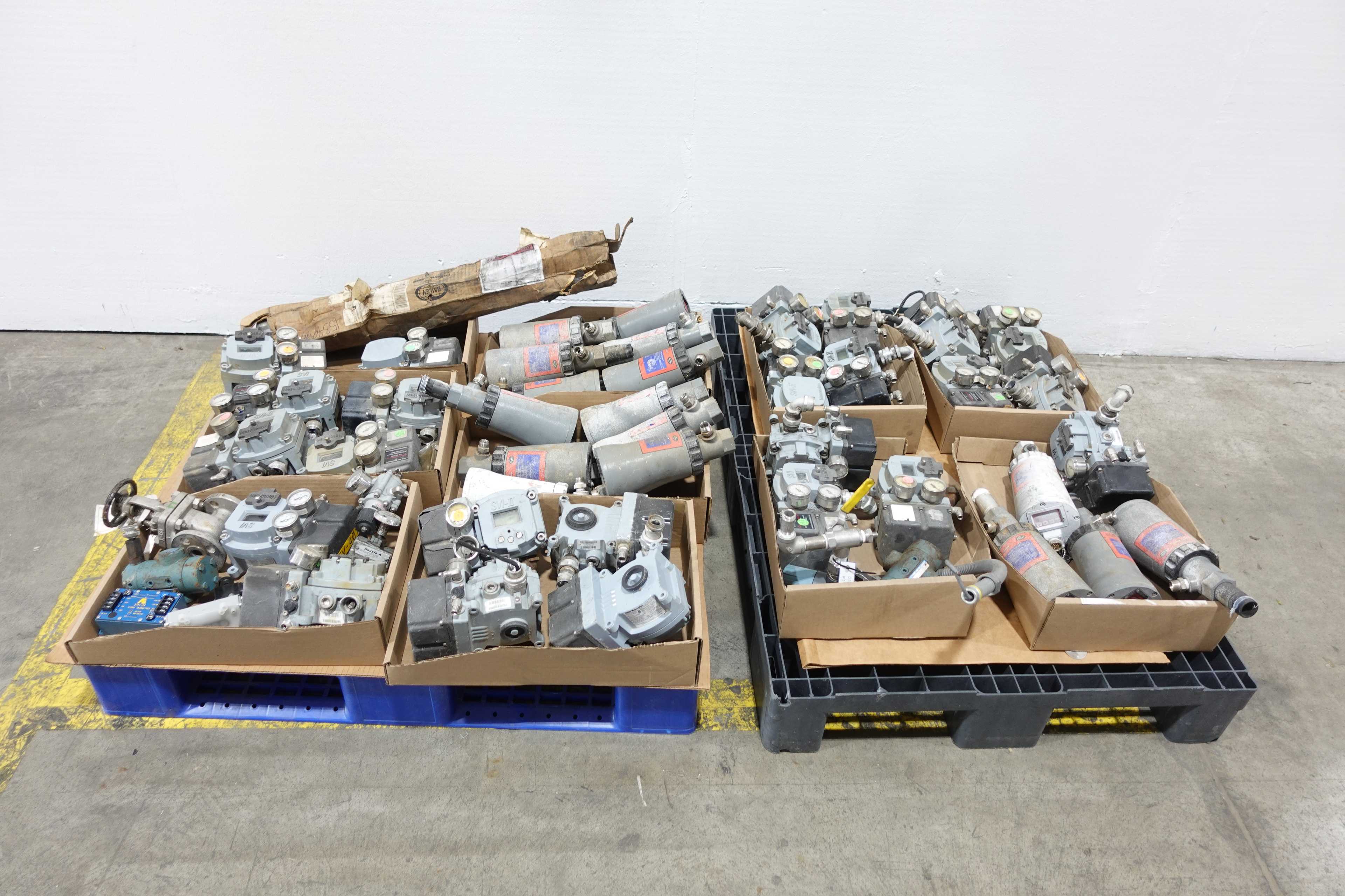 2 PALLETS OF ASSORTED INSTRUMENTATION - INSTRUMENTATION
