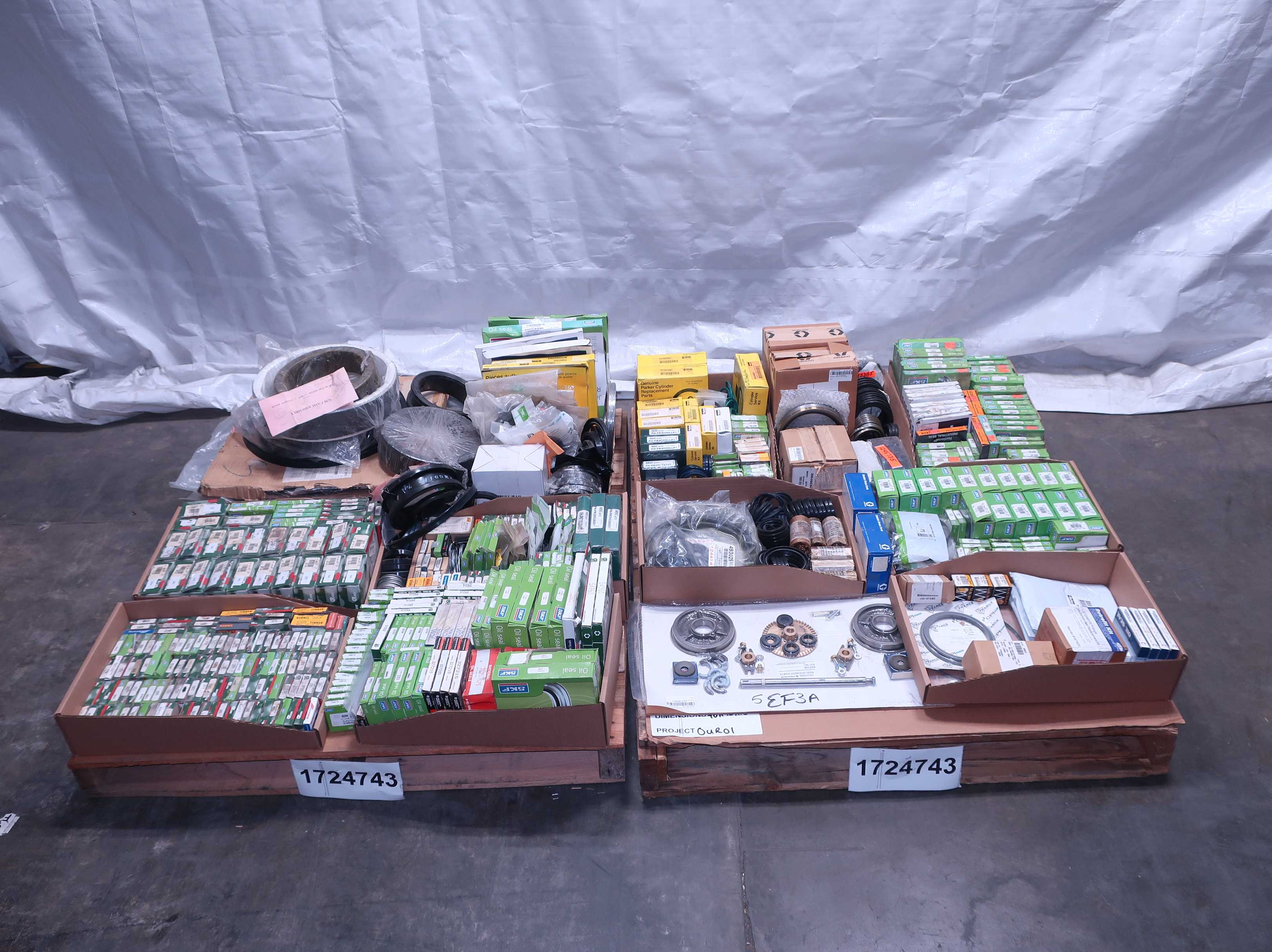 SKU 1724743 - 2 PALLETS OF ASSORTED SEALS - SEALS