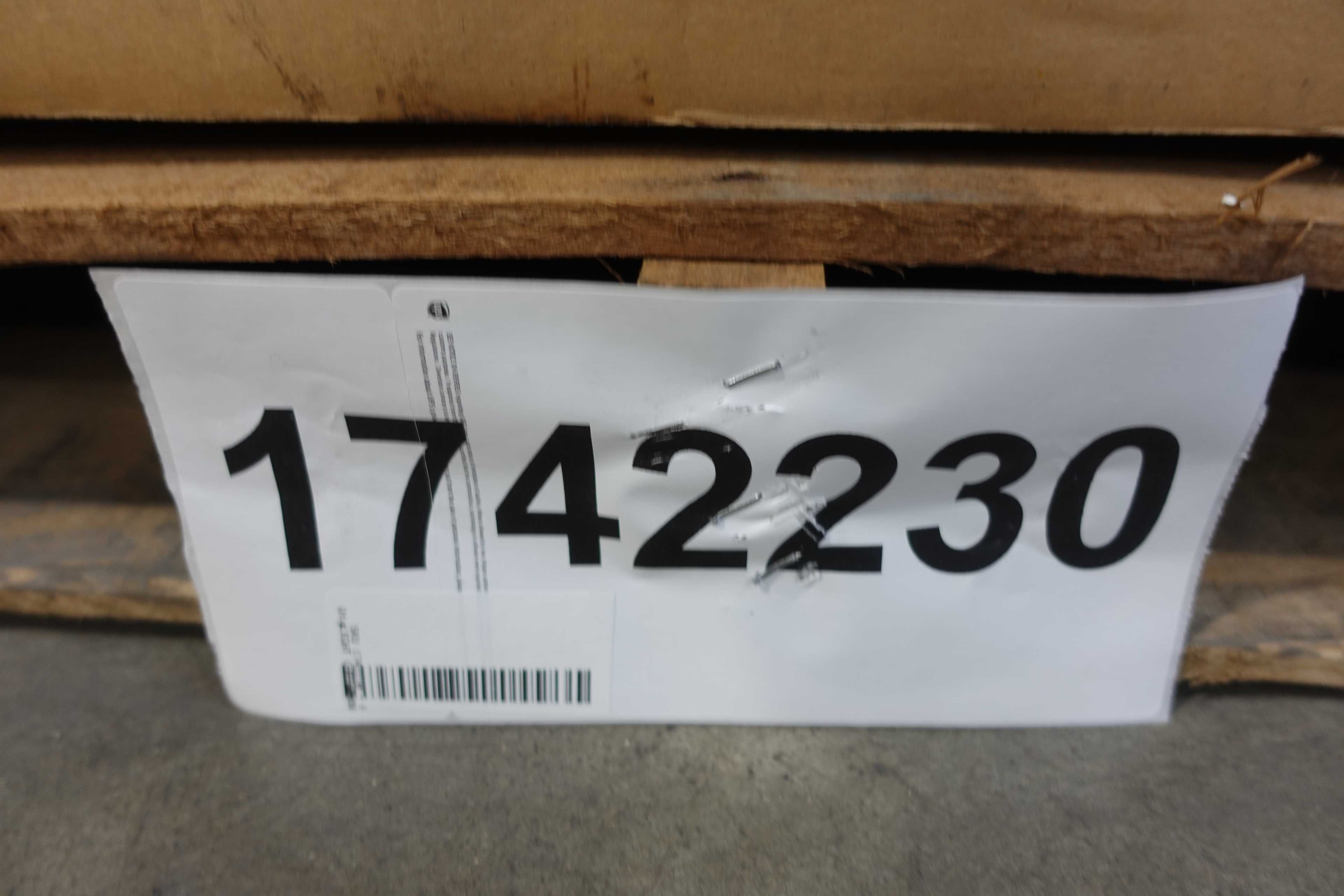 SKU 1742230 - PALLET OF ASSORTED LIGHT CURTAINS - SAFETY EQUIPMENT