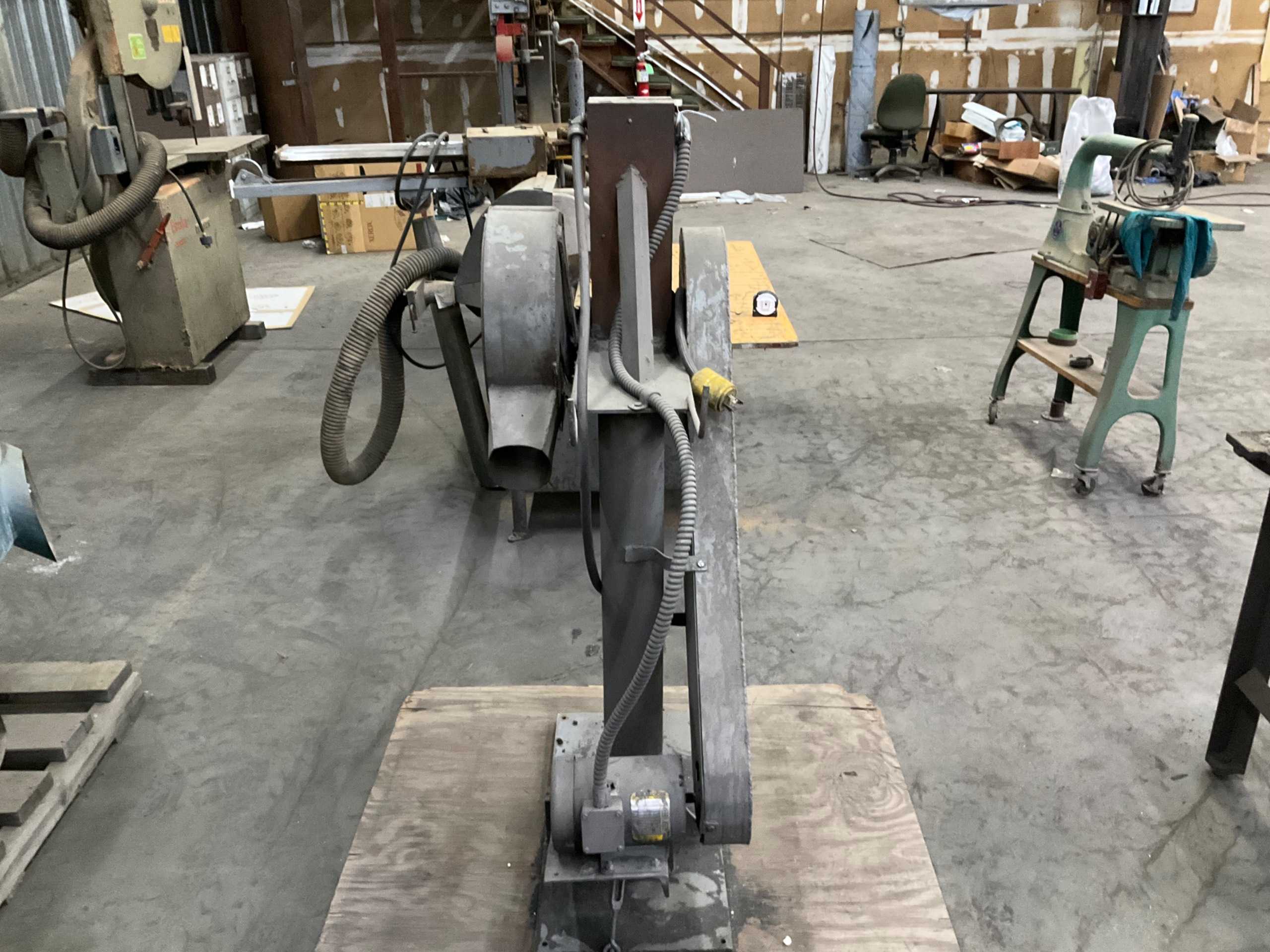 POLISHING MACHINE - POLISHING MACHINES